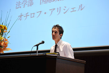 Alisher Ochilov: the Merit Prize winner for his speech titled “A family of donkeys”(Third-year student in the Faculty of Law, from Uzbekistan)
