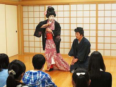 photo1