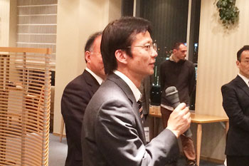 Masato Masuda, Executive Member of the Board of Trustees, concluding the party with words of cheer for the students
