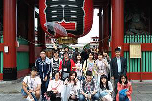 Sightseeing in Tokyo on Wednesday, August 26 Visitors enjoyed sightseeing and shopping, taking a tour of Senso-ji Temple, the Tokyo Skytree, the Edo-Tokyo Museum, and Akihabara.
