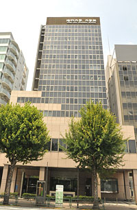 大学院棟（旧92年館）