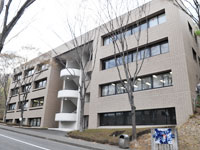 12号館＜研究・実験棟＞