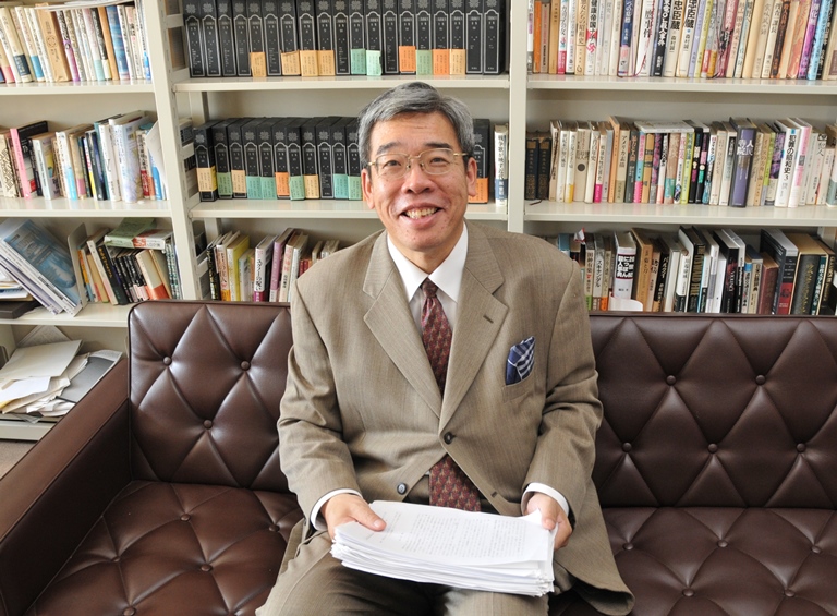 国際文化学部 前川裕教授著作『クリーピー』映画化決定について｜国際文化学部｜法政大学