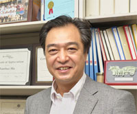 情報科学部　教授　馬 建華
