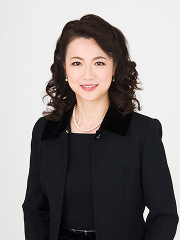 岡松 暁子