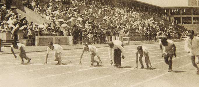 陸上大運動会のスナップ（1931年度卒業アルバムより）。