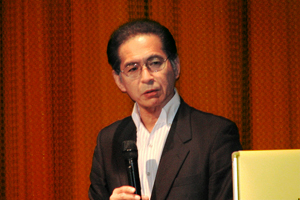 川村雅彦氏