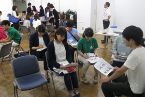 イベント前の座談会：他大学の学生に活動紹介