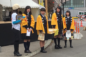 頑張ってPRしてくれた長野県立飯田OIDE長姫高校の生徒たち