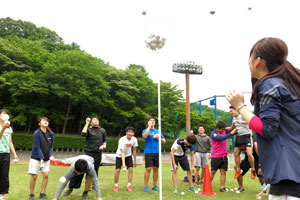 非常に接戦となった学部対抗玉入れ