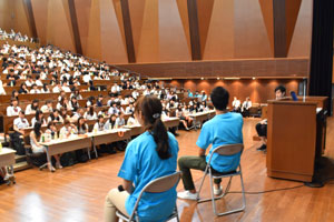 学生企画「Youは何しに法政に？」 トークセッション