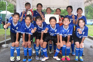 少女の部優勝「南大沢FC」