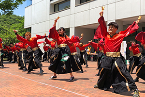 迫力あるダンスが披露されたパフォーマンス種目