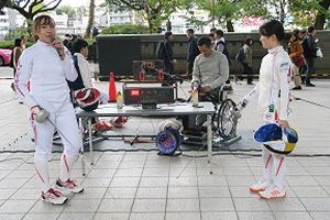 フェンシング部学生による挨拶