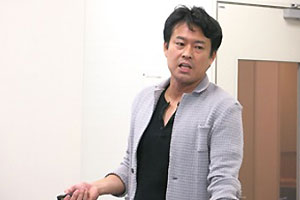 【大学のトリセツ】講師を依頼したキャリアデザイン学部田中研之輔教授