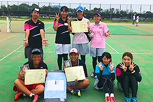 8月13日（火）～ 16日（金）の東西対抗戦では、個人戦で男子のペアが準優勝、女子は4位の成績を収めた