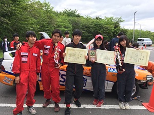 見事に優勝・入賞した自動車部