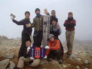 木曽駒ヶ岳山頂にて