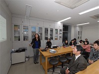 OGを招いたゼミ講演会の様子